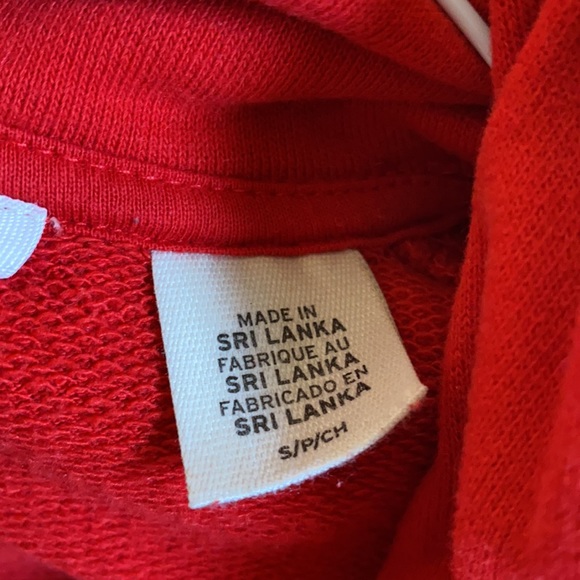 Levi’s Hoodie size small, red with shade like logo, good condition. - Picture 3 of 5